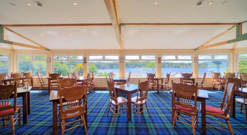 Lochnell Arms Hotel