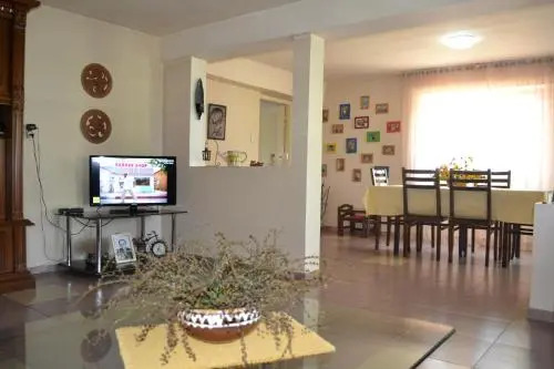 Medea's Guest House