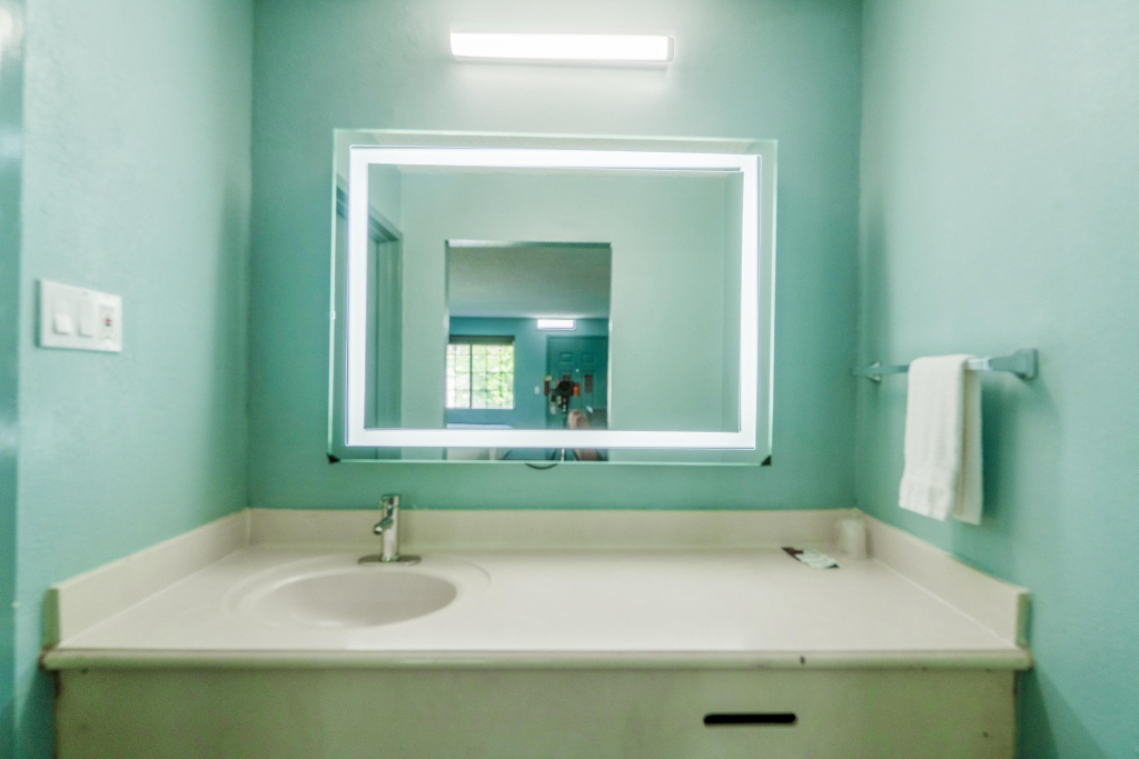 Lone Star Inn & Suites by OYO Harlingen TX