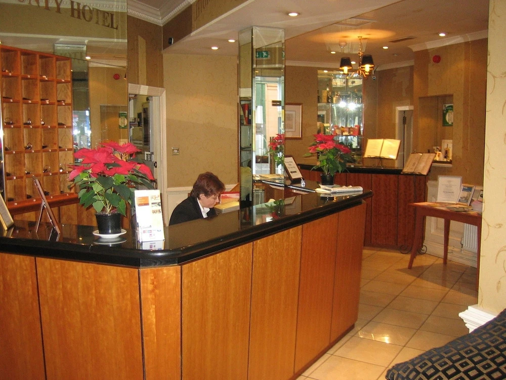 The New County Hotel