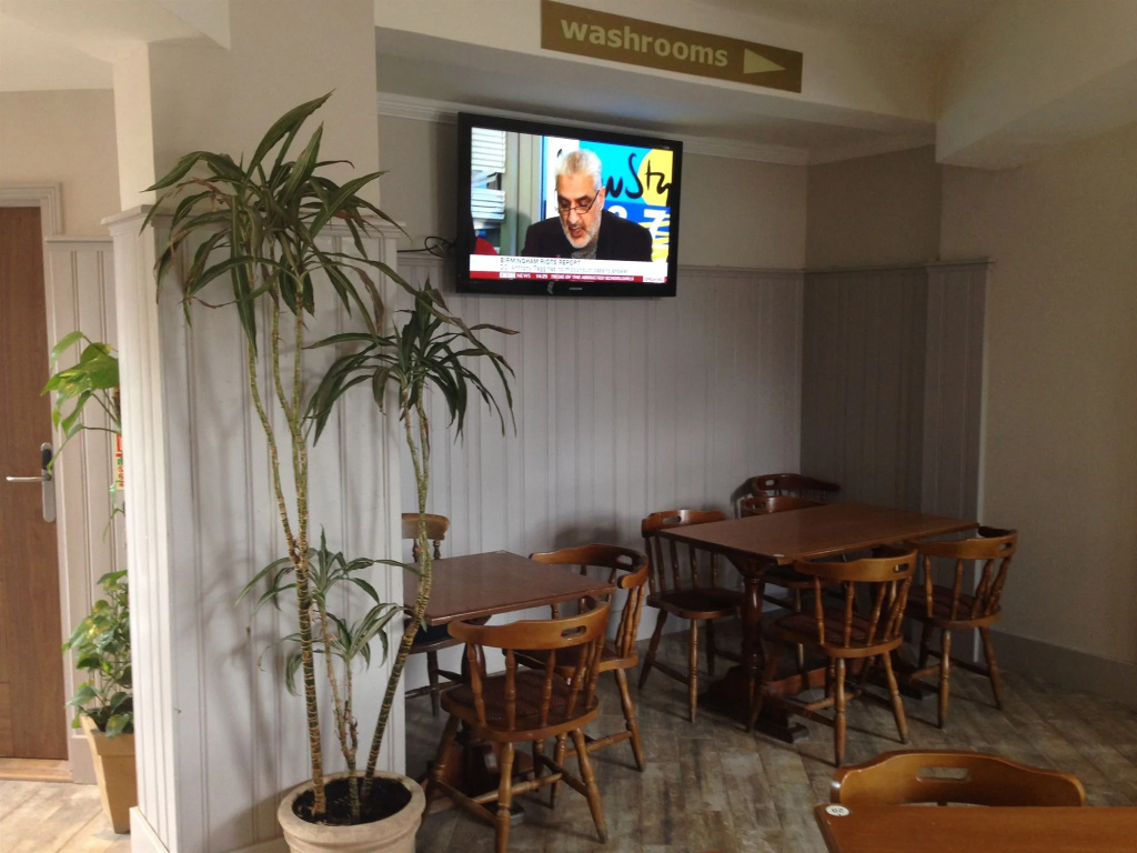 Wendover Arms Hotel