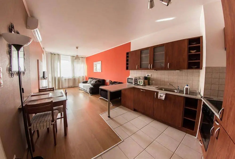 Far Home Apartments