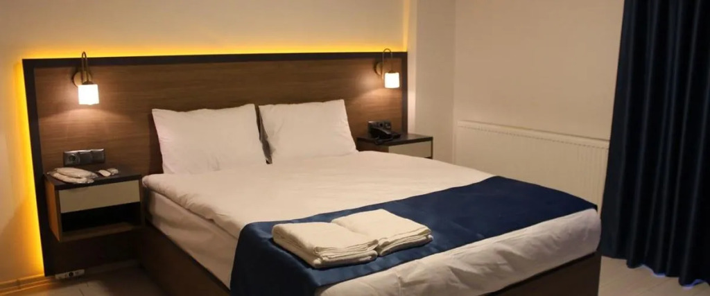 Yelken Otel