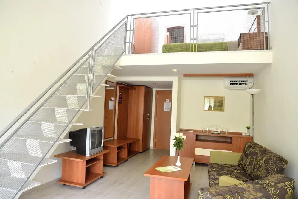 Glicinia Hotel