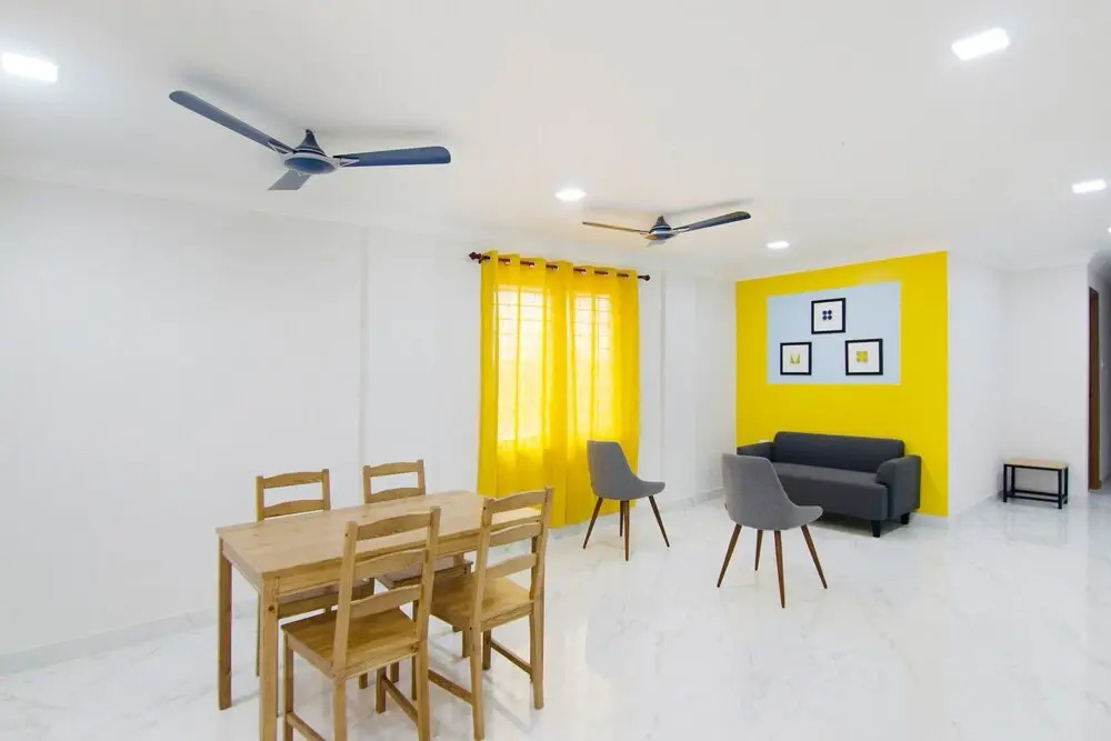 Rajamandiram by OYO Rooms