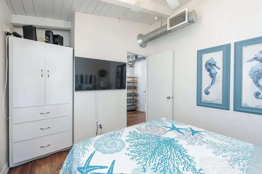 Someday Isle 2bdr Home for 6