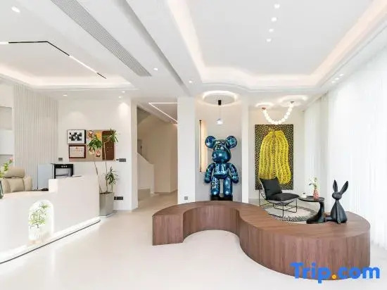 Zhujiajian Linli · Juli Swimming Pool Homestay (Putuoshan Airport Wugongshi Wharf)