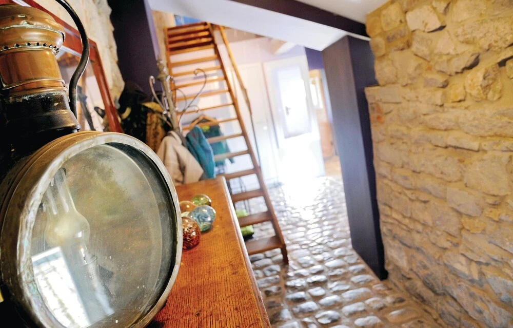 Beautiful Home in Durbuy With 3 Bedrooms, Wifi and Outdoor Swimming Pool