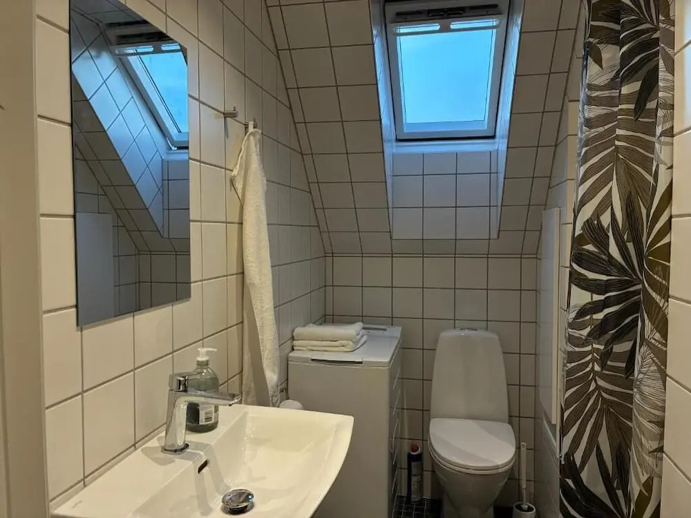 Copenhagen Resident , Metro Apartment Close to Shopping , Caffe,public Transport
