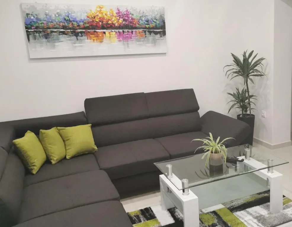 Apartment Deni