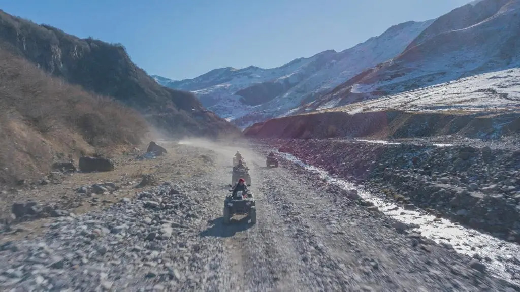 Hostel Gudauri Adventure