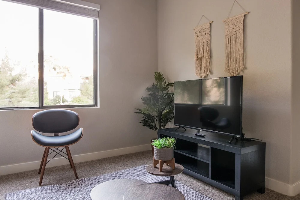 Tempe 1 BR & 2 BR Apts by Frontdesk