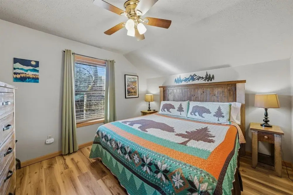 Divine Escape - Two Bedroom Chalet