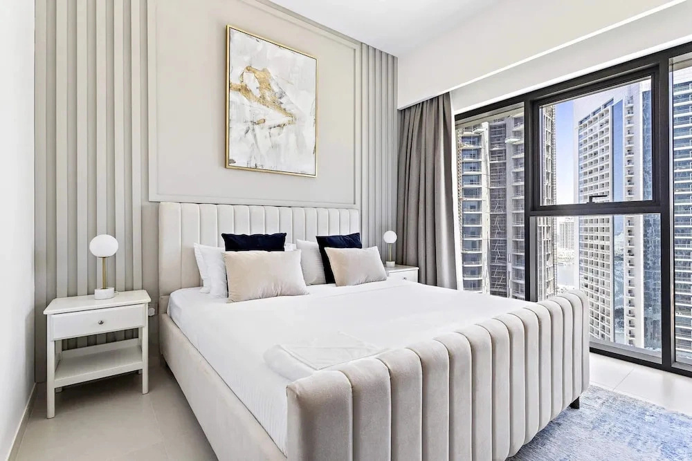 Silkhaus Premium Pad in Burj Royale Elegant