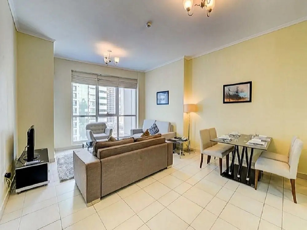 1- bed Dubai Marina Apartment in Prime Location