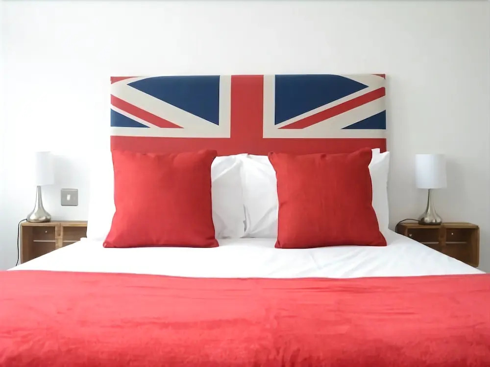 The Retro B&B