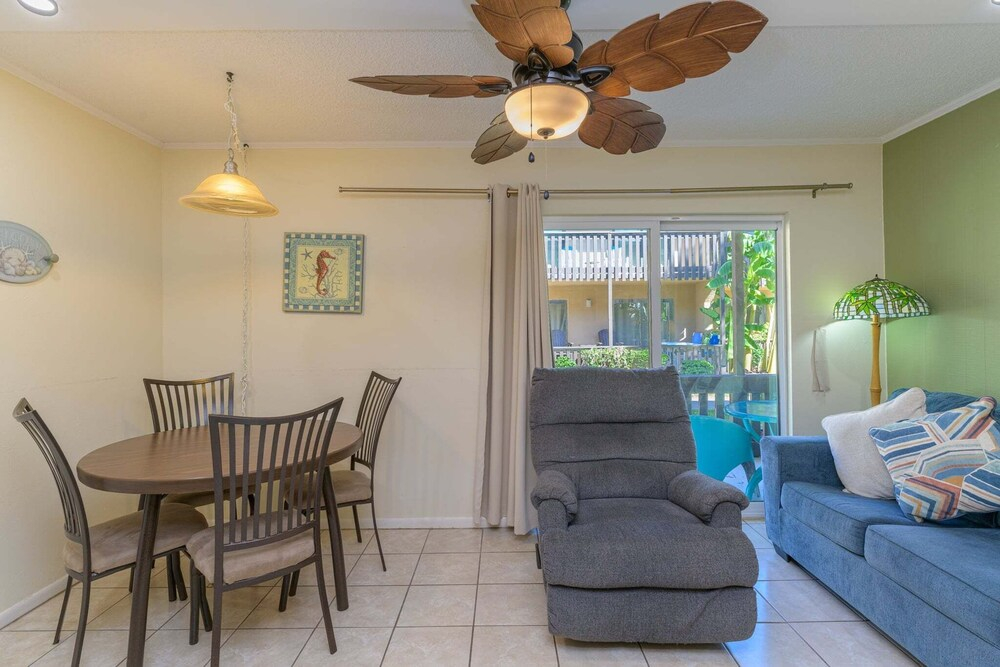 Tiki 159 - Beach Access One Bedroom Condo w/ Pool 1 Condo