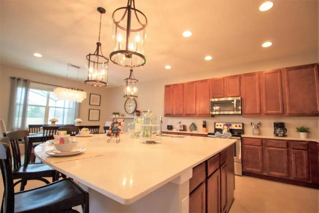 Sonoma Resort 6 Bedroom Vacation Home with Pool 1768