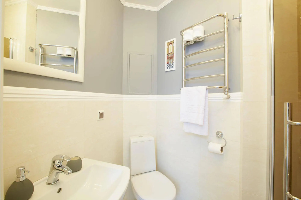 Apartments Leopolli near Opera House
