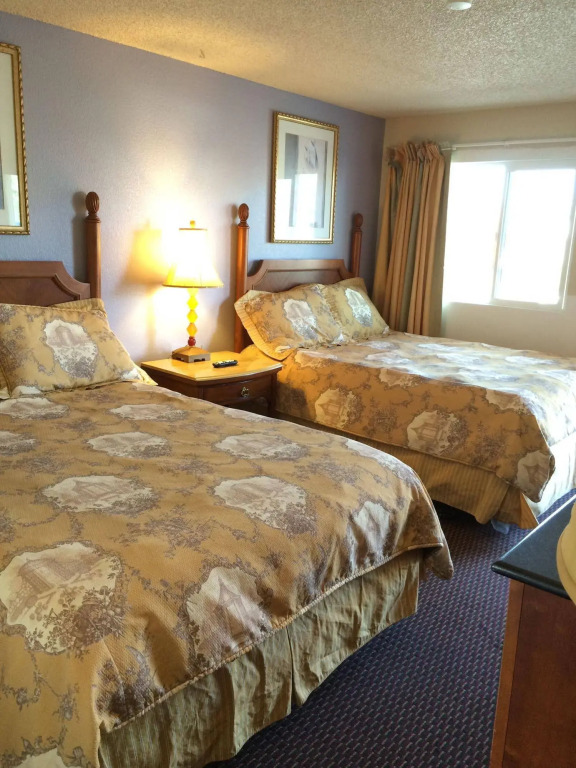 Pacific Inn