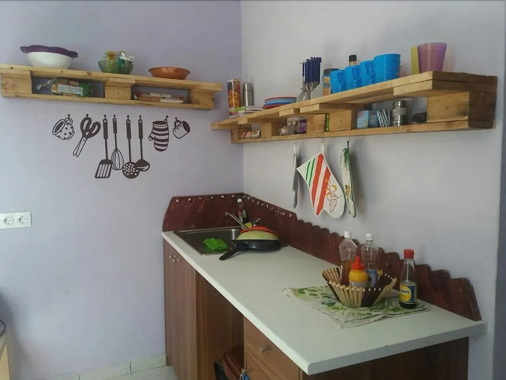 Small Funny World Athens - Hostel