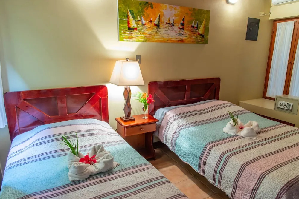Apartotel Girasol