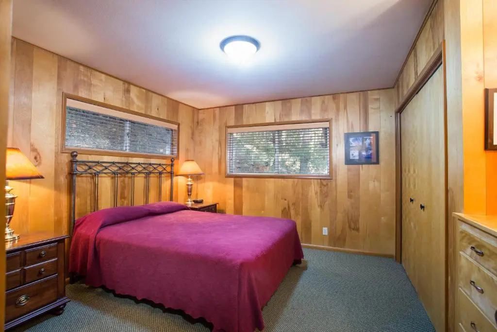 64 River Lodge