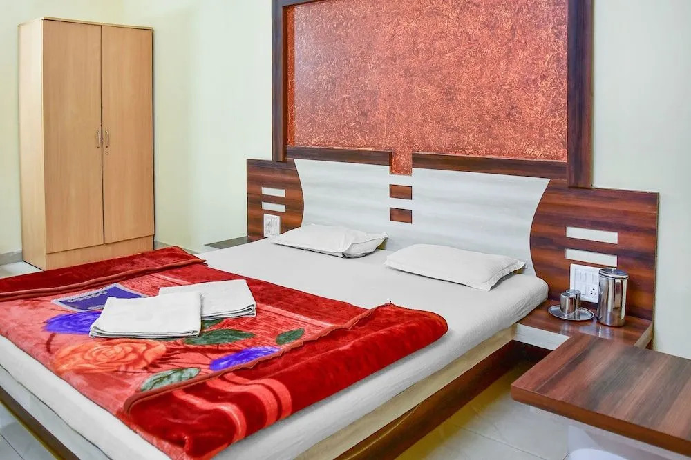 GuestHouser 1 BR Guest house e30e