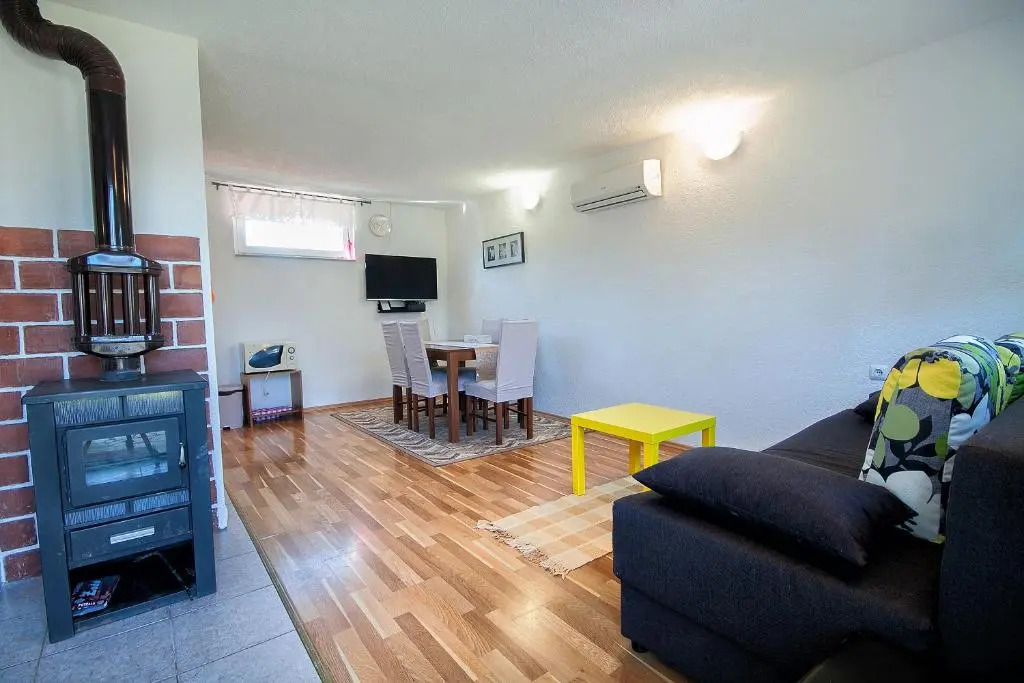 Apartment Ilija