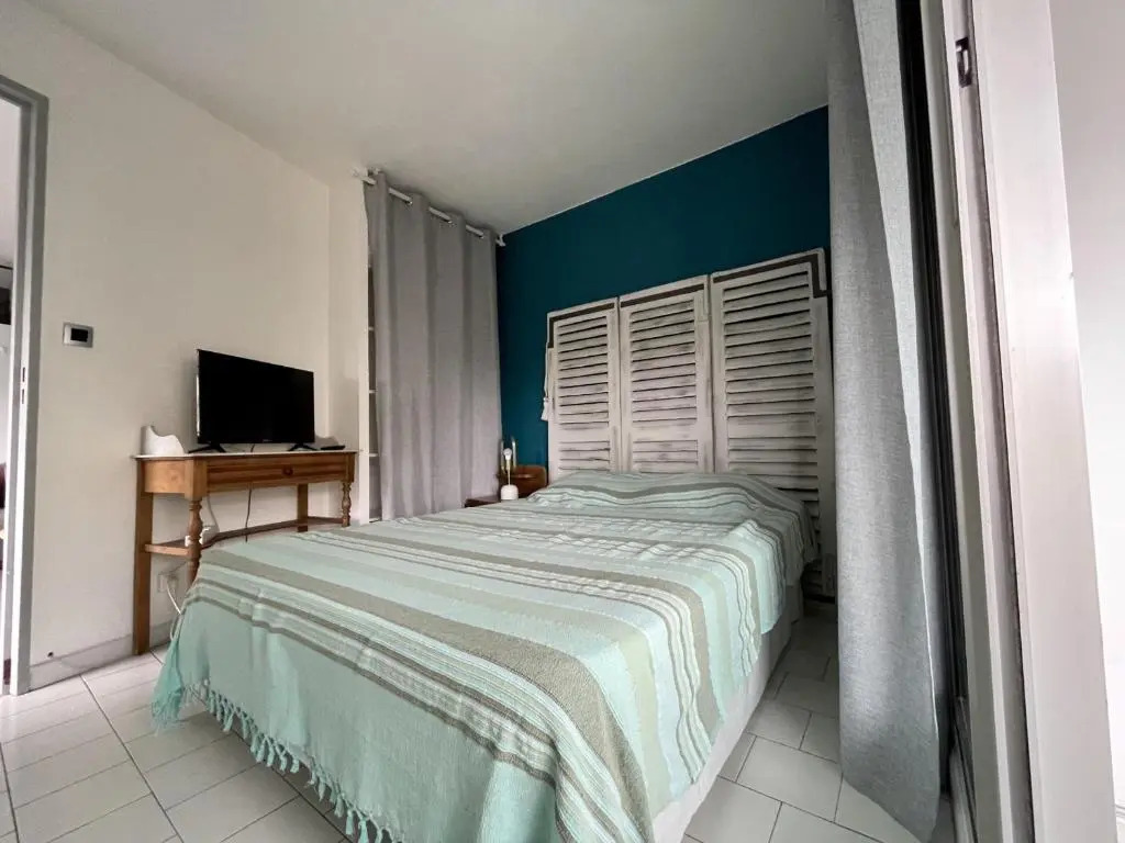 Appartement Sète, 2 pièces, 6 personnes - FR-1-338-60