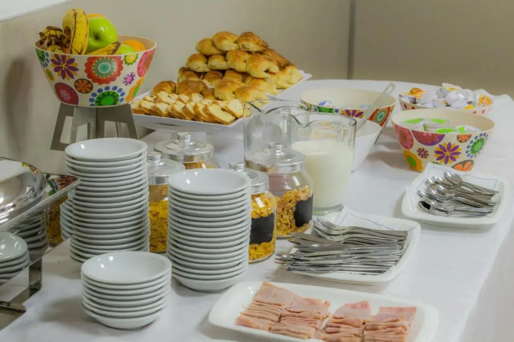 Apart Hotel Rivadavia 815