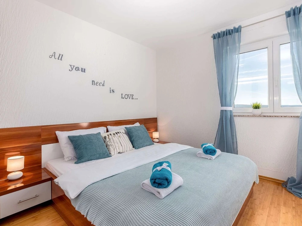 Comfortable Apartment in Crikvenica Croatia with Hot Tub