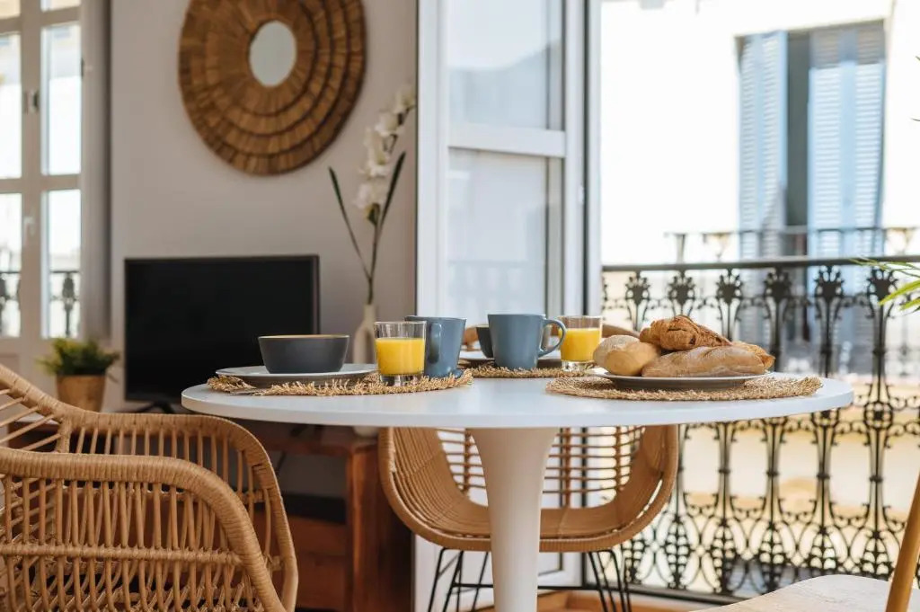 Hostly Rivero 2A Center loft-Fibre-communal terrace-Parking Optional-CLess