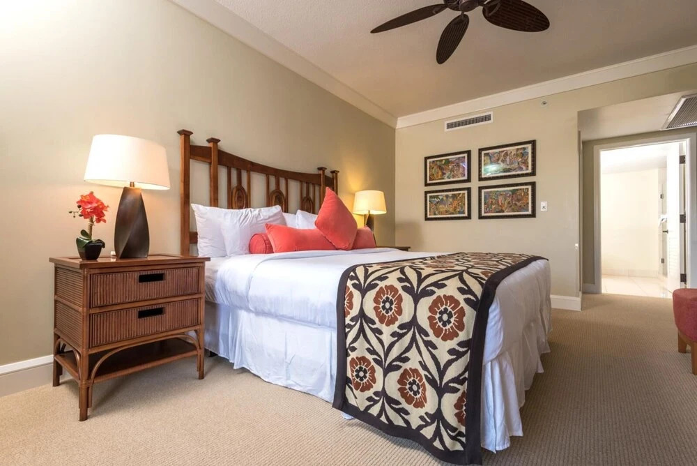 K B M Resorts- Hkh-504 Luxury 3bdrm Villa, Ocean View, Sleeps 10, Close to Beach and Pool!