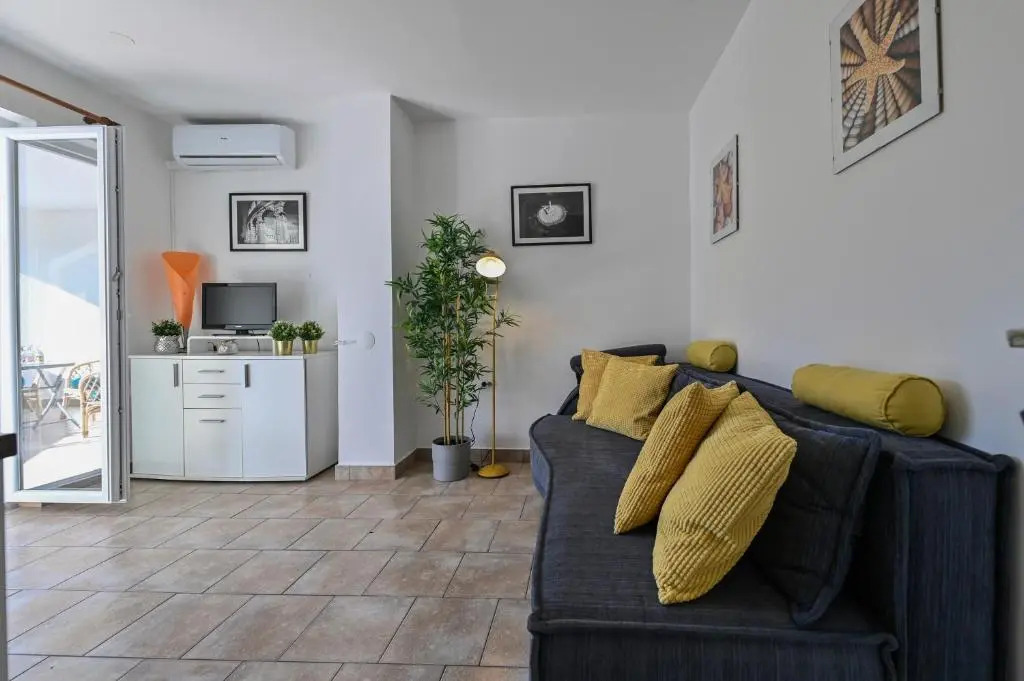 Apartments Adela II