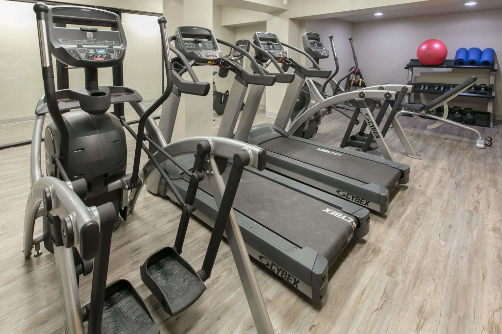 voco College Station Aggieland by IHG