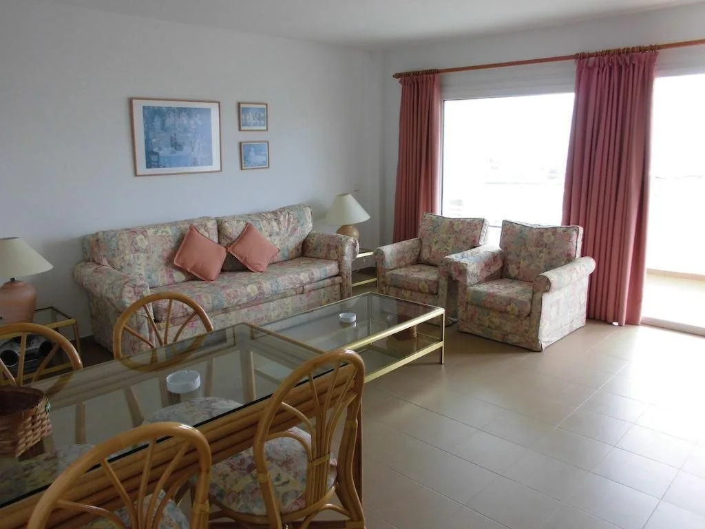 Aparthotel Es Pueto