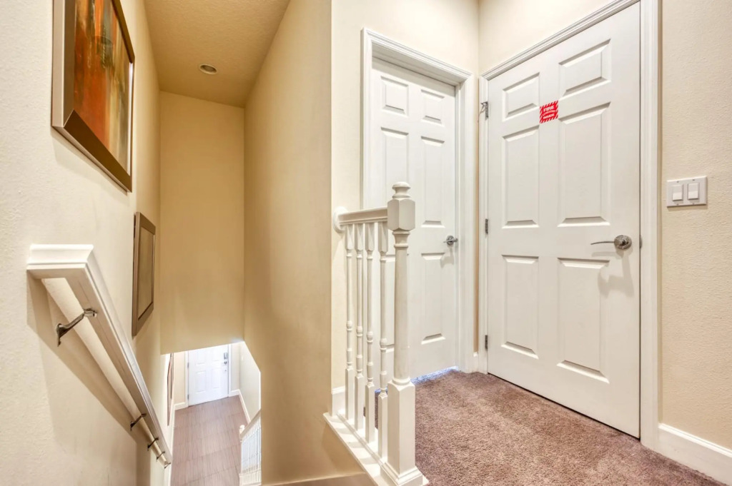 Nice and pleasant townhome villa with private pool near Disney