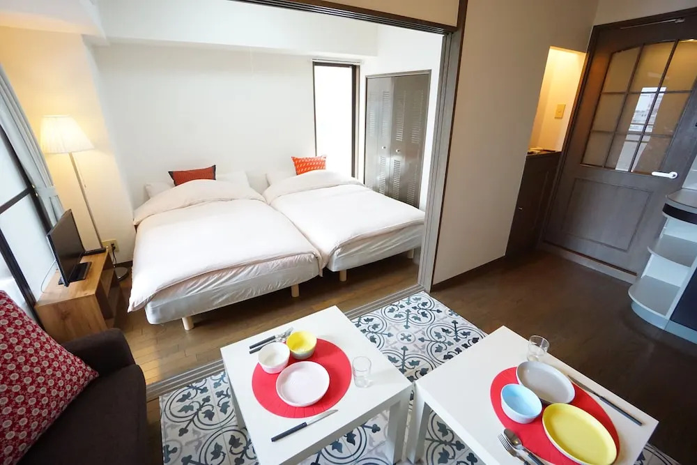 Terry's Apartment Shinsaibashi East I G12B