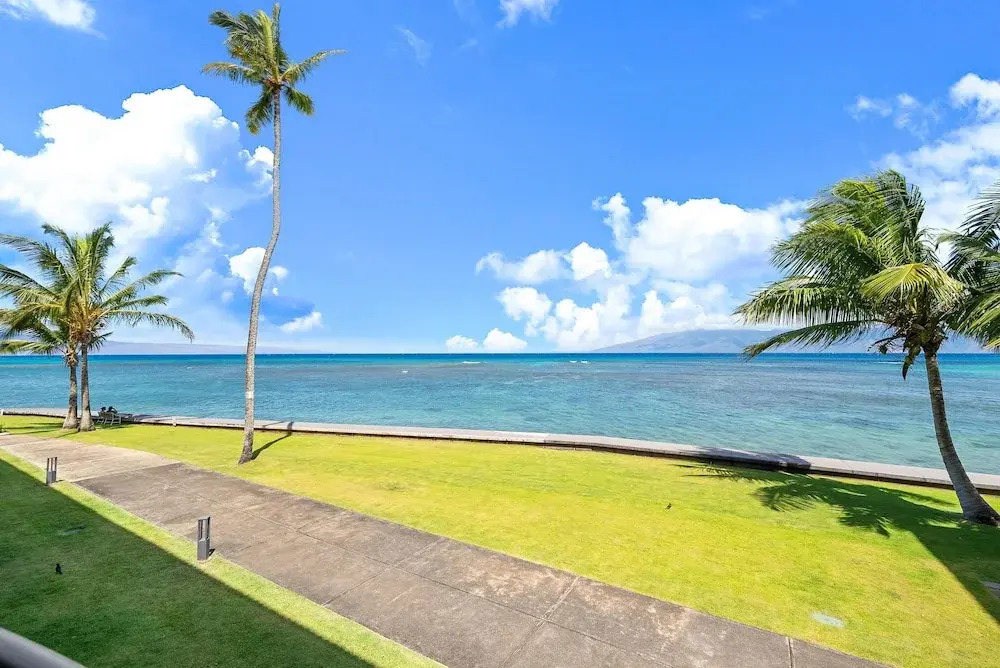 Kahana Reef 215 in Lahaina