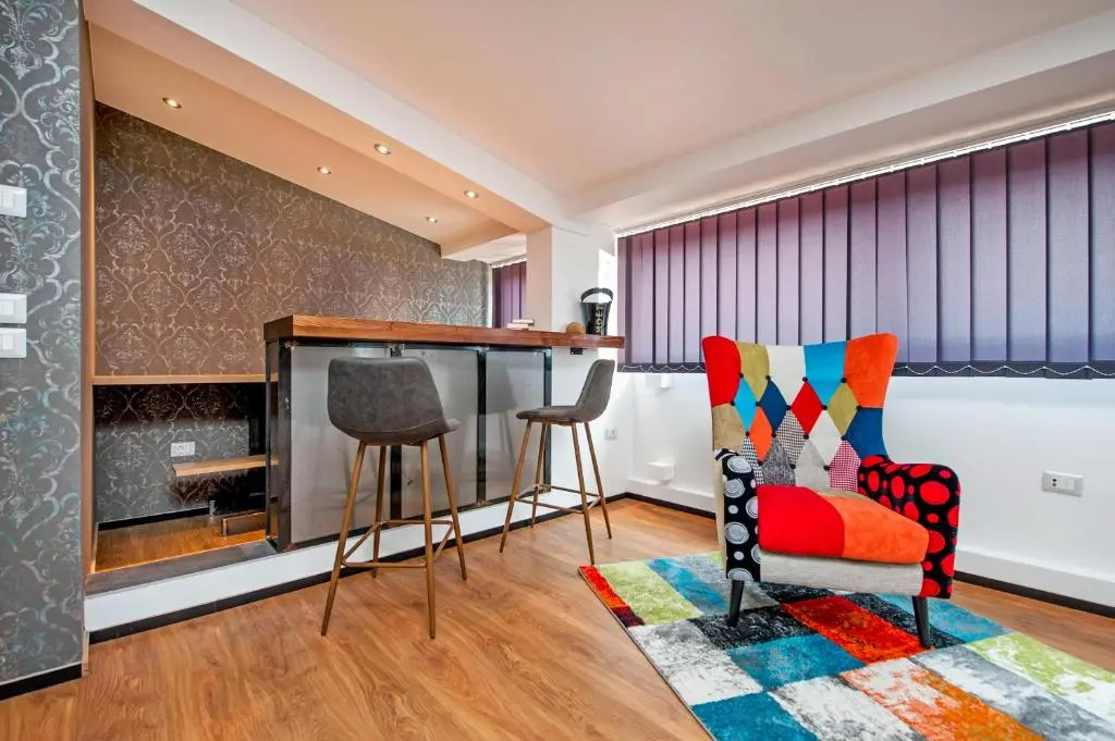 Lakovich Sea view Apartment by Irundo