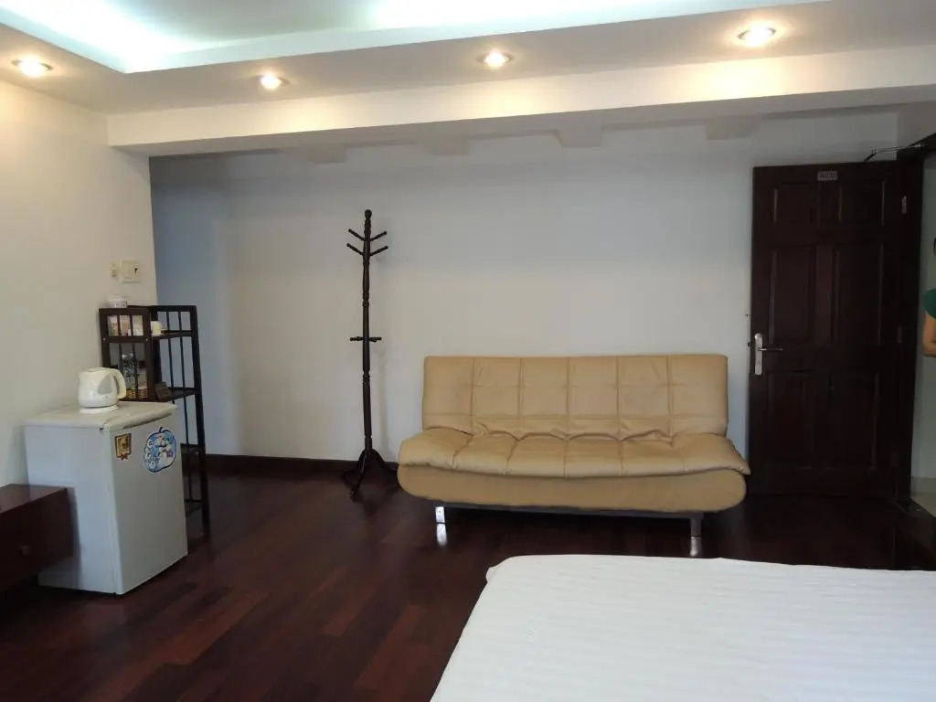 Alupoint Hotel
