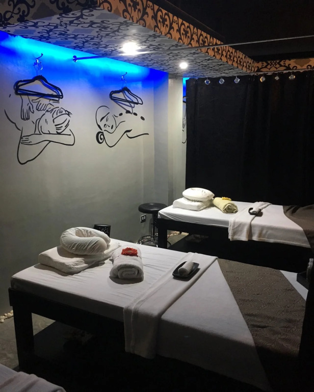 1A Express Hotel