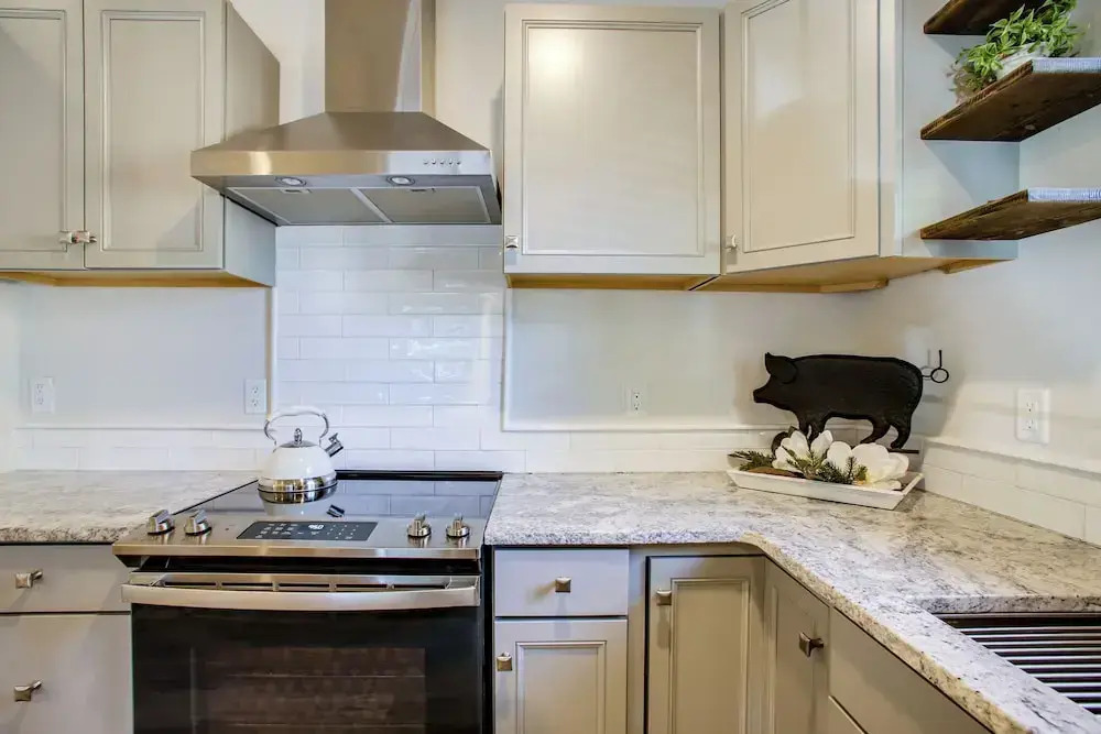 1 Mi to Dtwn Cda: Pet-friendly Home w/ Patio!