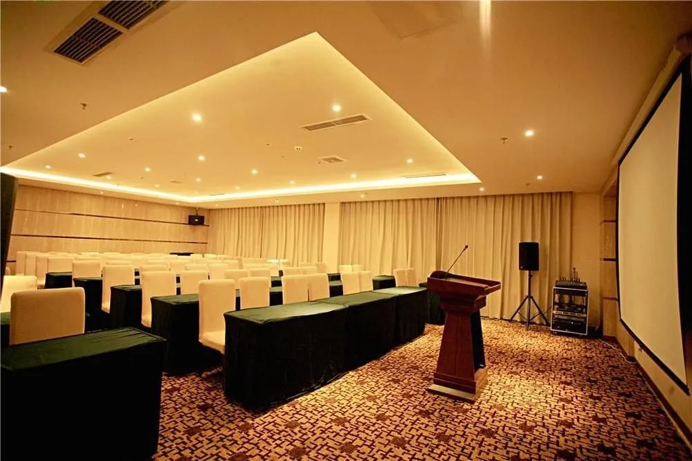 Haoyi Hotel (Chengdu Shuangliu Airport Airport Sichuan University)