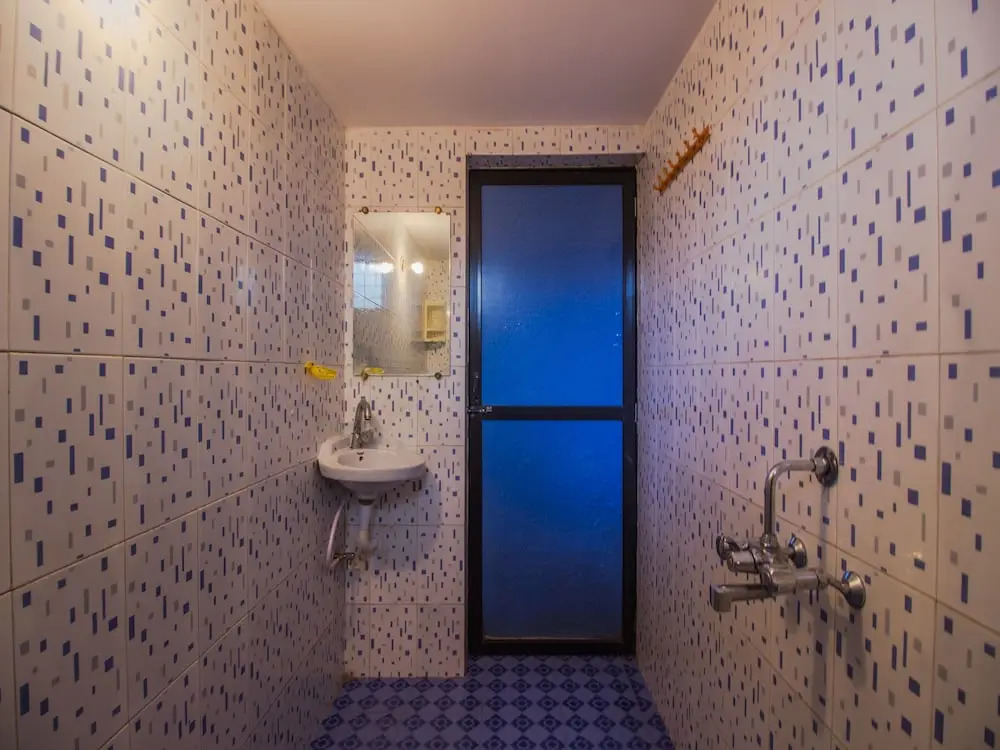 OYO 12489 Home 1BHK Calangute Beach