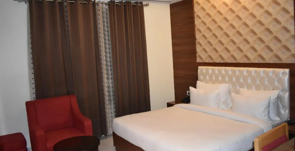 Hotel Amar Heights