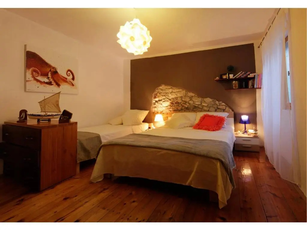 Old Town Art Apartment