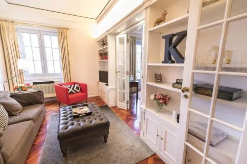 LovelyStay - Campo Pequeno Charming Apartment
