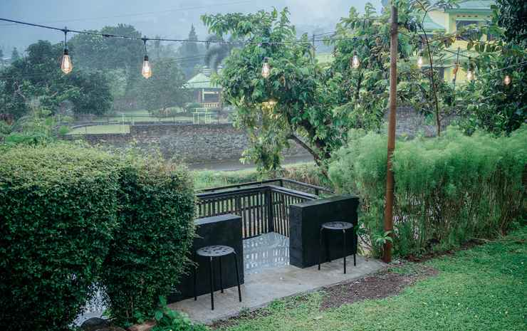 Villa Khoo